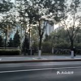 帝都的朝阳中......