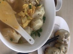 -老西白点心店