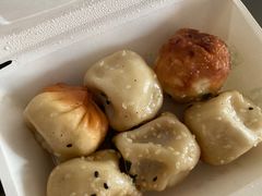 -香山胡记吴江路生煎(灵山路店)