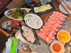 -老牌坊云南鱼豆花火锅(哈西万达店)