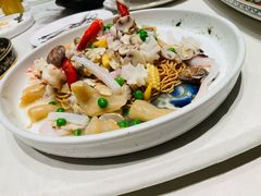 海鲜两面皇-蝶园·装修中(BFC外滩金融中心店)