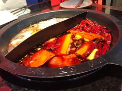 -三个四川人火锅(华联商厦店)
