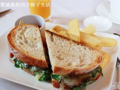 蘑菇番茄芝士三明治-上海外滩华尔道夫酒店