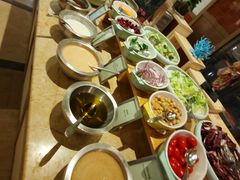 -大中华希尔顿酒店-念自助餐·嗨啤·小龙虾