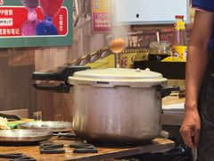 -蚝堡海鲜·威海菜·海肠捞饭·烧烤·亚洲吃蚝公司(幸福门店)
