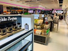 -中免(澳门机场免税店)