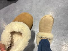 -UGG(燕莎奥特莱斯购物中心店)