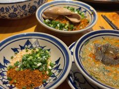 -旧街市鲜货老火锅(大光路店)