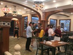 大堂-清真·玛丽亚新疆菜主题餐厅(浙江中路店)