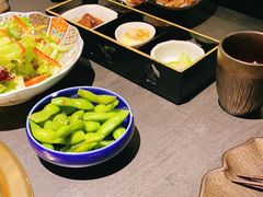 -铭牛烧肉·和牛海鲜自助(高新月牙湖店)