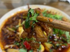 -杨三娘跷脚牛肉(羊子山西路店)