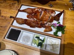 脆皮小刀鸭-老滇山寨•云南特色菜•地方菜•民族风情歌舞表演(金碧店)