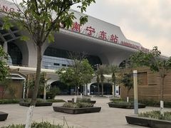 -麦当劳(南宁东站A22检票口楼上)