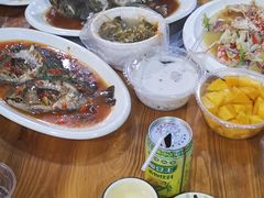 -庆余生平价生猛海鲜(海棠湾林旺夜市店)