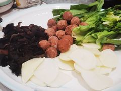 -撒拉人家.酸菜牦牛肉火锅