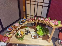 -山川小町·极番烧肉(新地假日广场店)