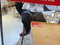 -魔都三兄弟酸辣粉·蘸卤炸串(虹桥万科店)