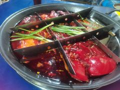 -正南齊北重庆老火锅(光华村直营店)