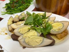 巨巨巨大鹅蛋-日日香卤鹅饭店·澄海狮头鹅(澄海店)