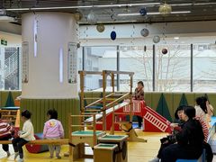 -亲亲袋鼠托育早教·思维专注力·棕熊英语(鼓楼恒力城店)