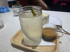 招牌椰青冷萃-Toris(LuOne凯德晶萃广场店)
