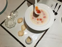 -燕庭·纯燕窝·甜品下午茶(南京西路店)