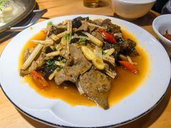 火爆牛肝-大众跷脚牛肉馆·非遗传承单位(峨眉山店)