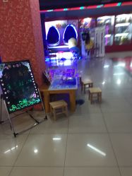 -蹦蹦乐园(南桥百联店)