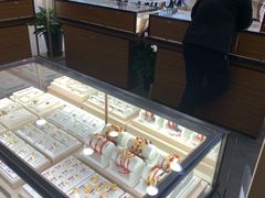 -上海置地广场(南京东路店)