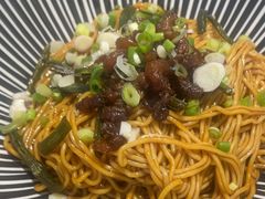 -玖鲜小笼(中山广场店)