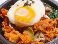 辣白菜五花肉石锅拌饭-七八冷面·延边朝鲜族美食(圣熙八号店)