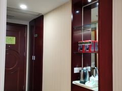 -维也纳酒店(深圳国际会展中心沙井上南店)