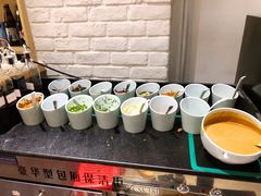 自助调料区-贰重天冰煮羊自助火锅(东坝店)