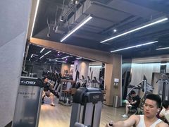 -威克健身游泳(万菱汇店)