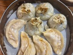 -穿越时尚餐厅(英武中路店)