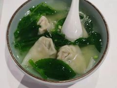 清汤鸡汁龙抄手-渝信川菜(工体店)