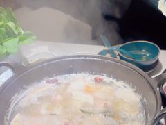 -椰子湾·海南火锅·糟粕醋·椰子鸡(正大广场店)