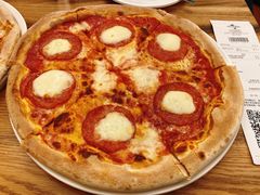 -城市大道红炉披萨烘焙坊