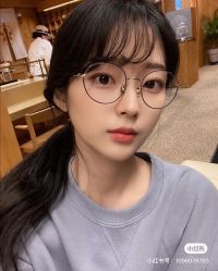-时尚殿堂明星门店