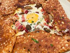 熏肉鸡蛋芝士奶油蘑菇可丽饼-RAC BAR(安福路店)