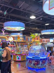 -卡通尼乐园(荟聚中心店)