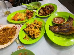 -明记烧鱼美味店