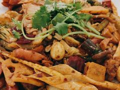 -拿渡·水煮鱼麻辣香锅(王府井奥莱·香江小镇店)