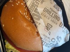 -The Habit Burger Grill 哈比特汉堡(爱琴海店)