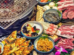 -明洞阿姨·韩式酱蟹烤肉·创意料理(三元桥店)