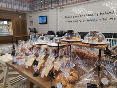 面包甜点陈列柜-牛角村(大族广场店)