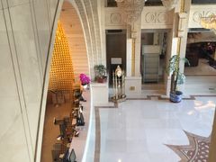 -碧中海汤泉汗蒸酒店