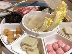 -鸡遇虾煲干锅火锅(小寨金莎店)