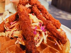 招牌炸鸡华夫饼-Brut Eatery悦璞食堂(愚园路店)