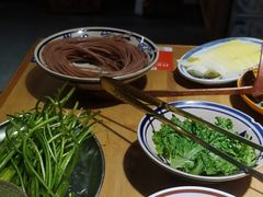 -洱火云南酸菜牛肉火锅(石景山当代商城店)